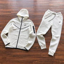 Conjunto Nike Tech Fleece Branco