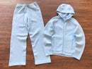 Conjunto Nike Tech Fleece x Nocta Azul Claro
